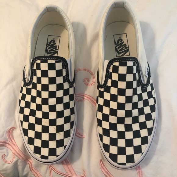 mens 8.5 shoes in women's